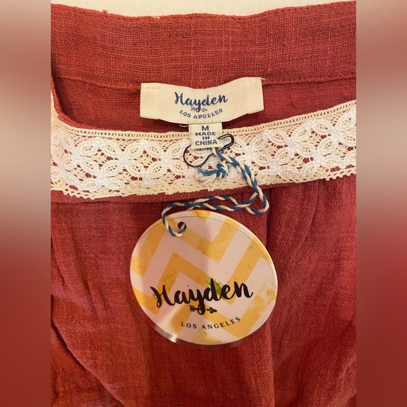 NWT Hayden Woman’s Rust Color Top Blouse Size Medium - Picture 3 of 6